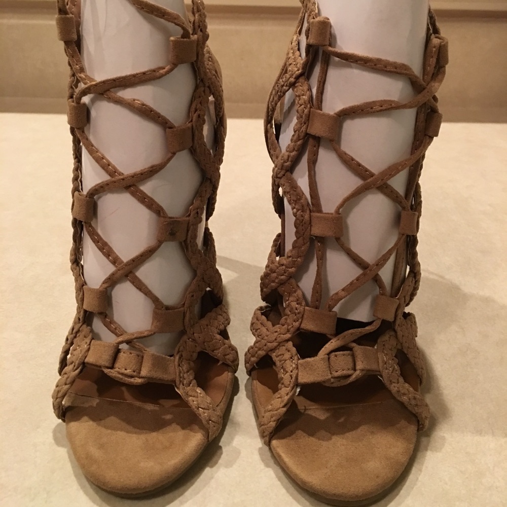 Candies Braided Gladiator High Heel - Sz 6 - Tan
